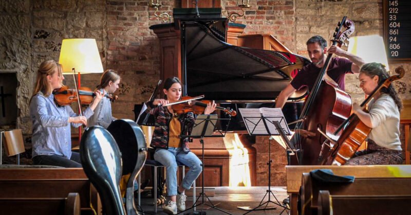 KIJK TERUG: Week lang klassieke muziek bij Het Stift Weerselo: 'Mooiste plek van de wereld'