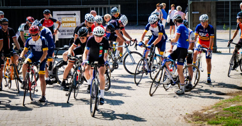 Fietsen met Denekampse ‘wielerlegendes’ Hennie Kuiper (74) en Herman Snoeijink (71)