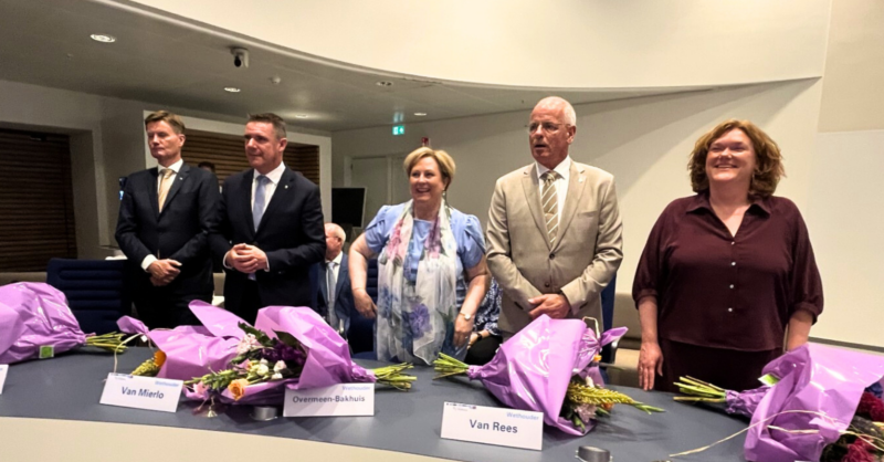 Almelo aan de slag met extra wethouder; commissie geloofsbrieven constateert smetteloos vijftal