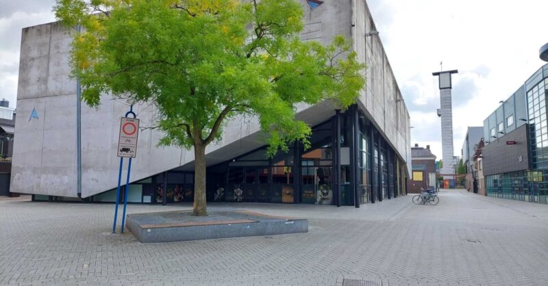 Pand bioscoop Hengelo blijft voorlopig leeg, zoektocht naar nieuwe exploitant mislukt