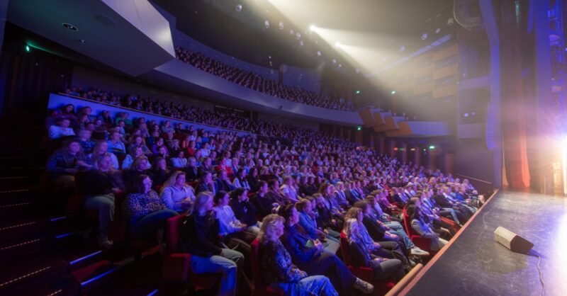 Schouwburg wil beloond worden, maar Hengelo houdt geld op zak: 'Geld is voor andere culturele doelen