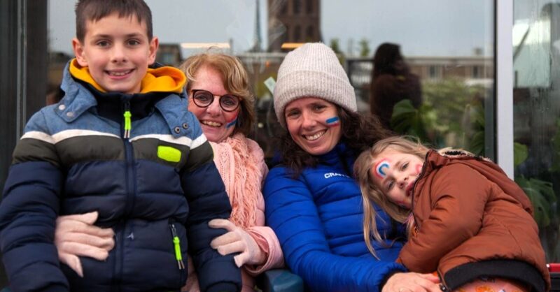 Koningsdag zorgt voor verbinding en verbaasde gezichten in Hengelo