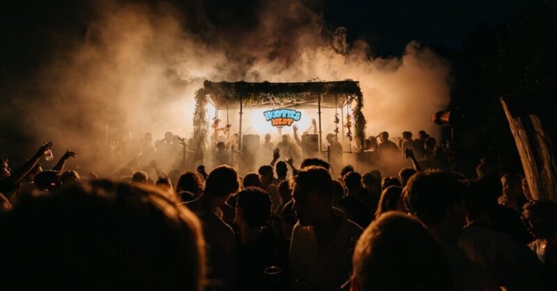 Weekend in Hengelo: kinderboekenfestival, housebeats en afscheidsrituelen