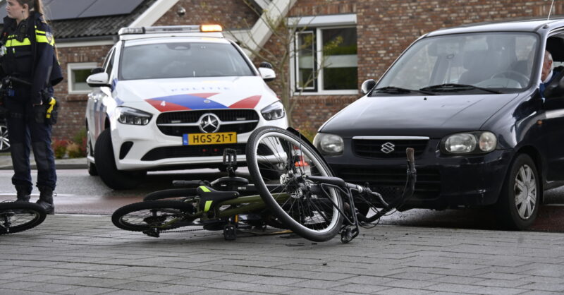 Ongeval tussen auto en fietser in Wierden