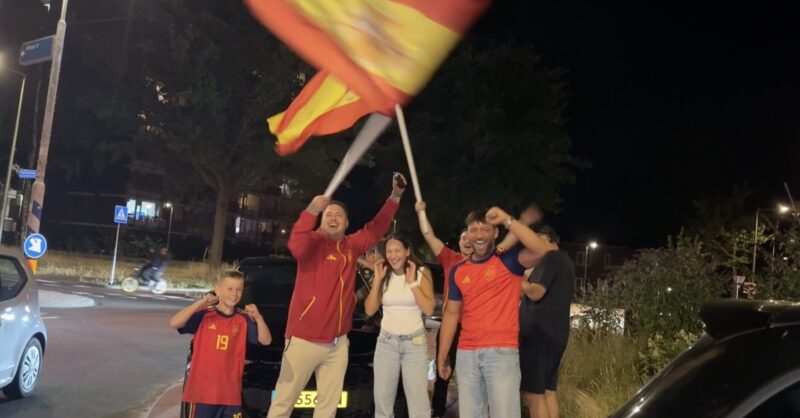 Zo vierden Spaanse fans een feestje in Enschede na wk-winst