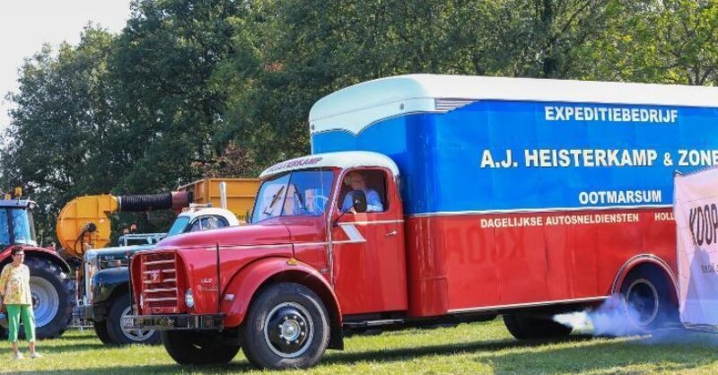Ruim 160 oldtimers te zien tijdens Twents Oldtimer festival in Tilligte