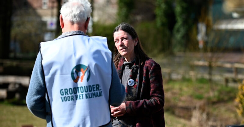 Op stap met Almelose Klimaatburgemeester: Grootouders voor Klimaat bezig volgende generaties