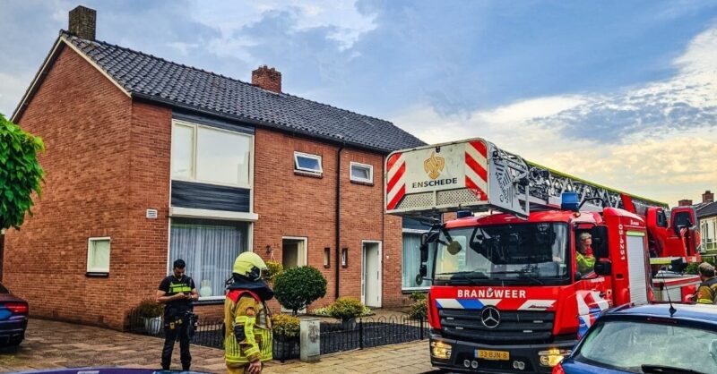 Blikseminslag veroorzaakt schade aan woning in Losser