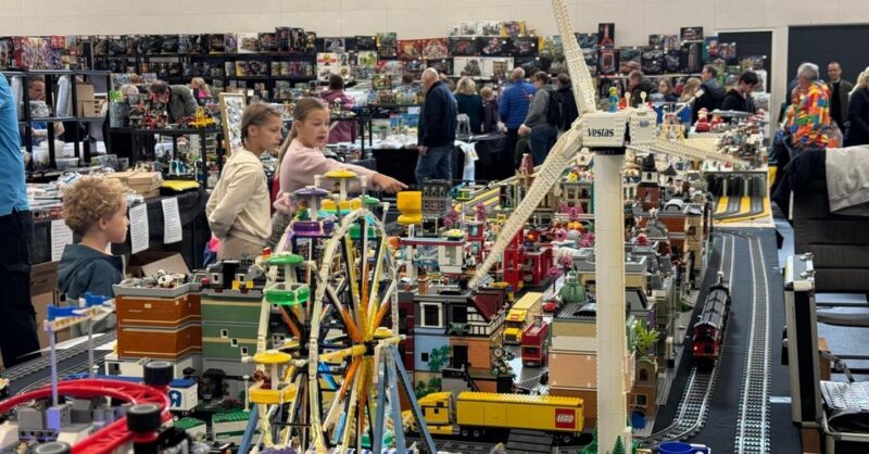 Bijna 100 jaar oud en nog steeds in trek: lego blijkt op deze beurs onverwoestbaar