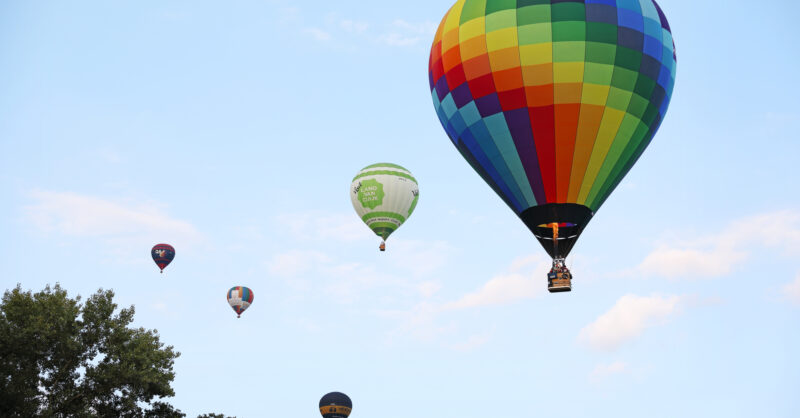 Kindermiddag en oldtimershow Twente Ballooning gaan door: ballonvaarten afgelast