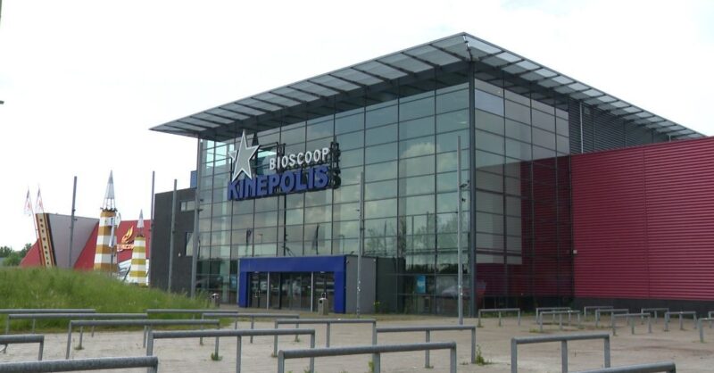 Sportbar, bowling en karaoke: nieuwe trekpleister bij Go Planet in Enschede
