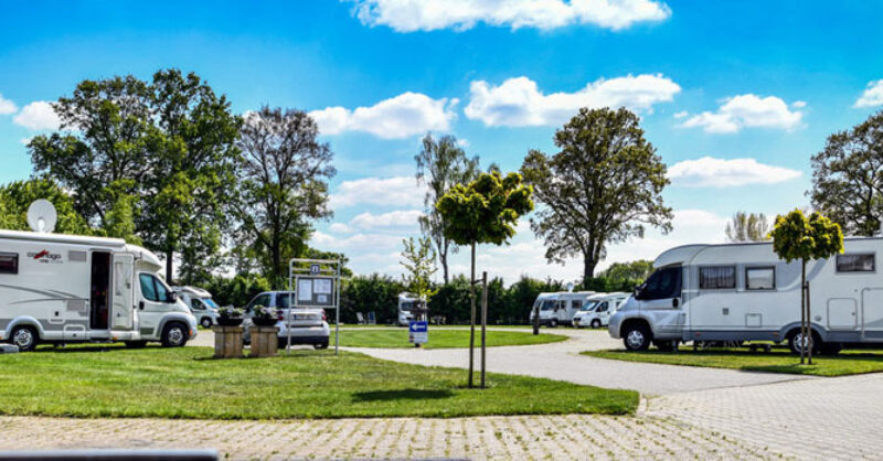 Camperplaats Skop’nboer breidt uit: meer campers, glampingplaatsen en plattelandskamers