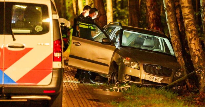Achtervolging van auto zonder band; bestuurder aangehouden