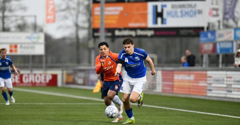 TVC ’28 hard onderuit tegen ONS Sneek en voelt druk toenemen