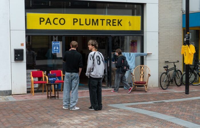 De Zweefclub bij cultuurpodium Paco Plumtrek