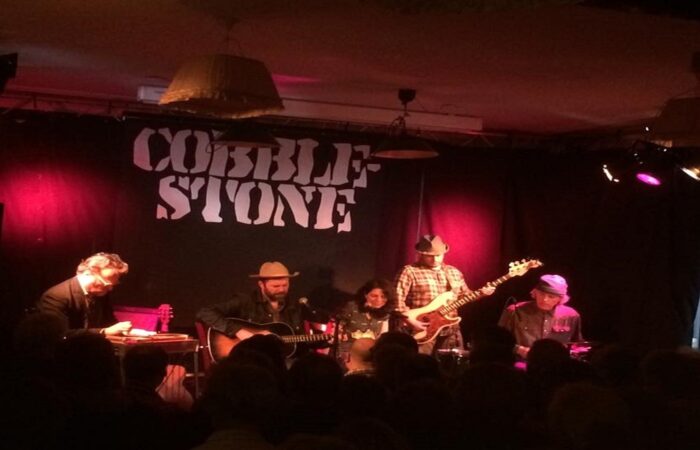 The Analogues Light bij Cobblestone in zaal Kothman Oldezaal