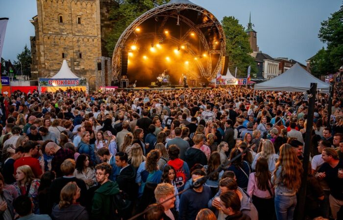 Grolsch Summer Sounds: Enschede Live met Douwe Bob & Thijs Boontjes