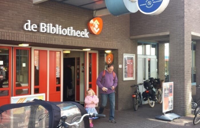 'Levende StemWijzer' in bibliotheek Enschede
