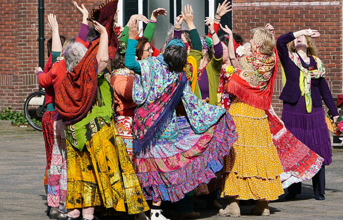 Meezingconcert 'Singin’ for (inner) Peace' in Enschede