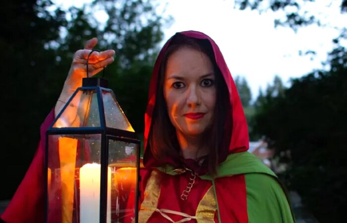 Theaterwandeling bij Kaarslicht op De Tankenberg