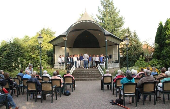 Jaarprogramma muziekkoepel Overdinkel