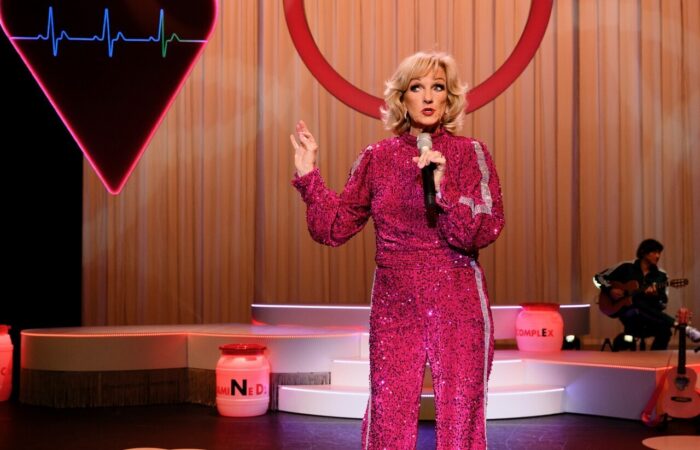 Tineke Schouten bijt spits af in Theaterhotel Almelo