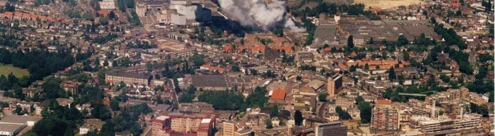 vuurwerkramp - luchtopname vanaf de parkweg