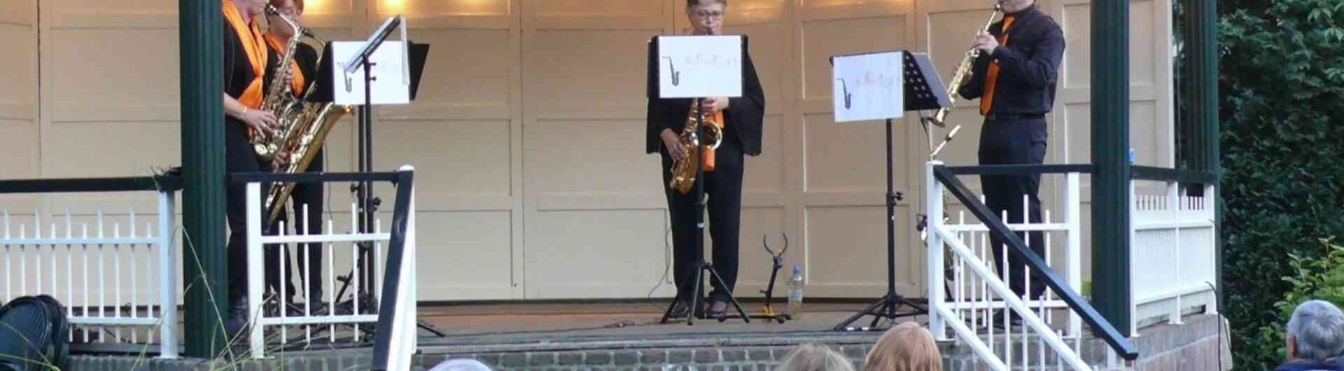 2021011801 muziekkoepel
