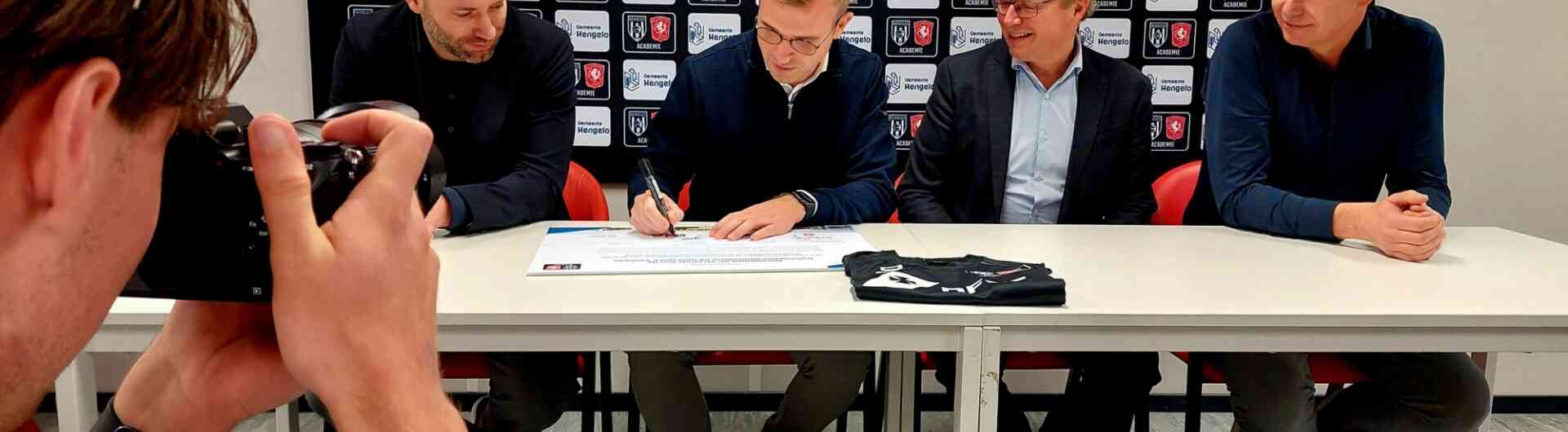 251201 academie fc twente heracles 2 FRANKLIN