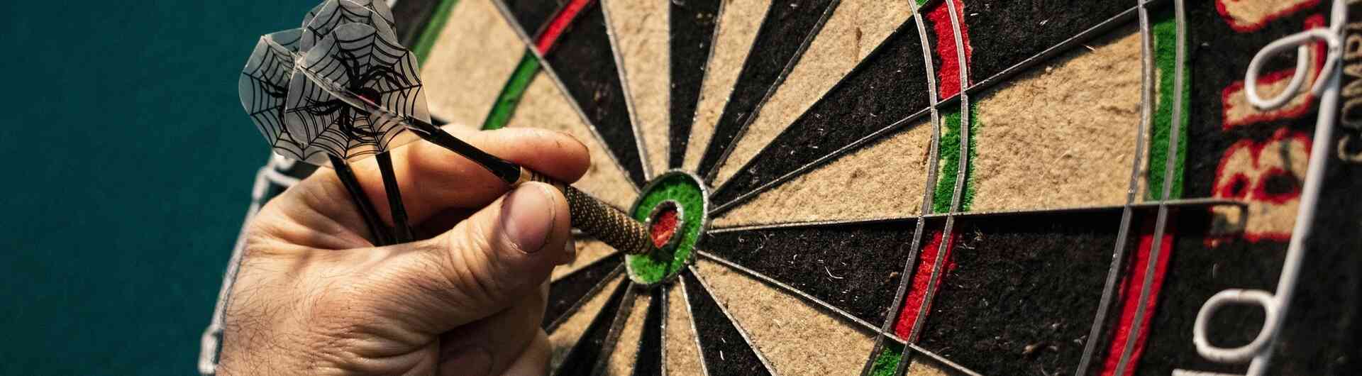 Dartbord dart darts PIXABAY