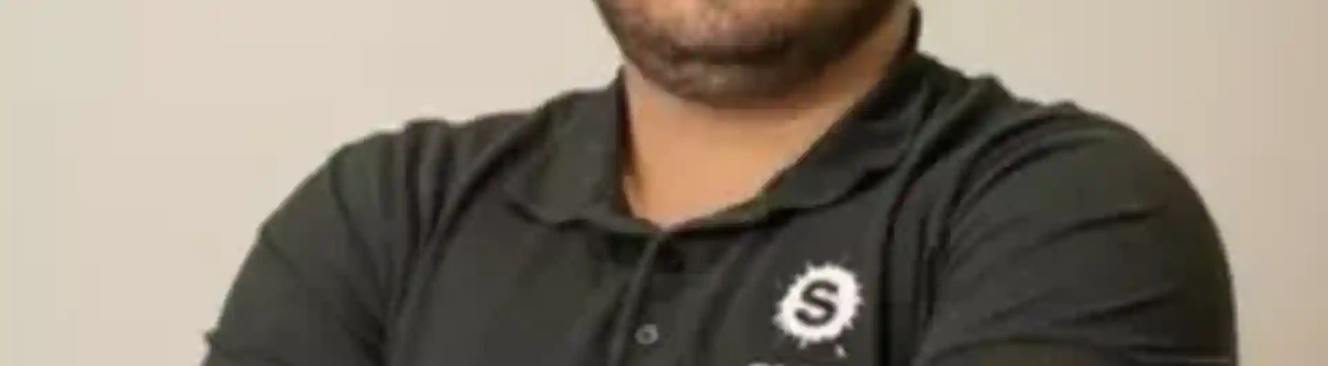 Thomas 380x340 c center