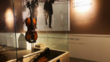 Expositie bevrijding viool