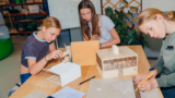 Technasiumleerlingen aan het werk