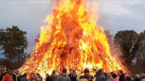 20252004 paasvuur twekkelo