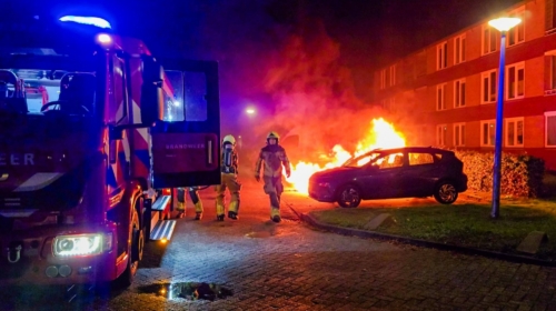 20261011 auto uitgebrand enschede robert scottstraat