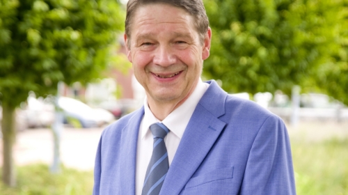 CU Kees van Dijk portret 2026