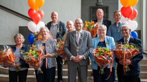 Lintjesregen 2026 groepsfoto ochtend enschede
