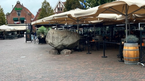Marktsteen op terras