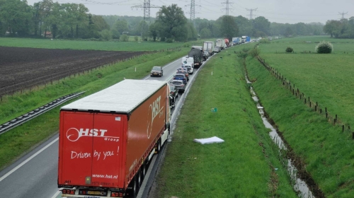 Aanrijding N35 file News United Dennis Bakker