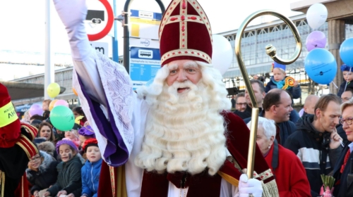 Foto sinterklaas intocht 2019 hengelo 1twente