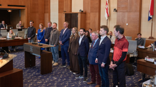 Raadszaal - gemeenteraad - commissieleden