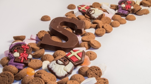 Sinterklaas zwartepiet strooigoed pepernoten chocoladeletter