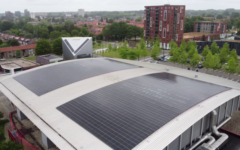 20230712 Diekmanhal zonnepanelen Enschede gemeente