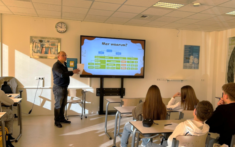 260302 twents op school rtv oost