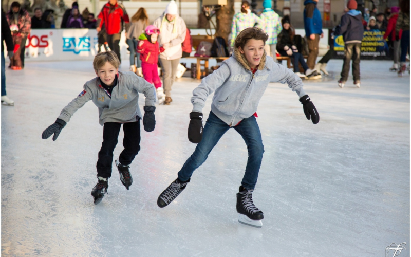 231205 Schaatsen HENGELO PROMOTIE