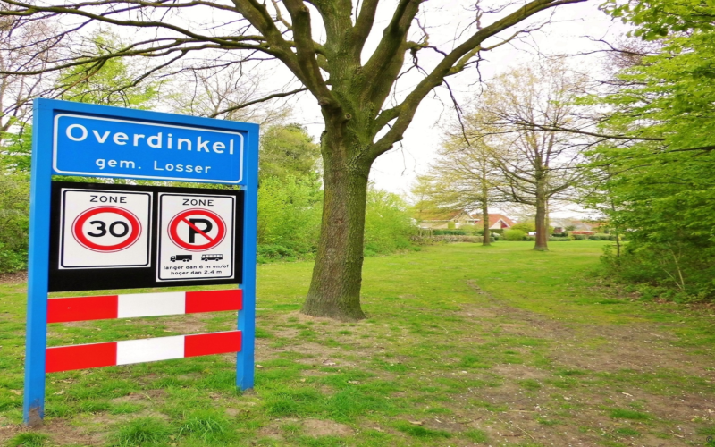 Overdinkel plaatsnaambord