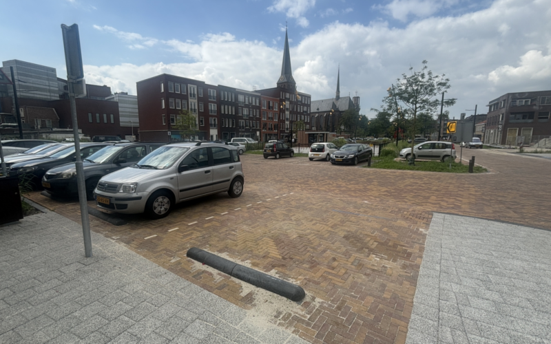 20240808 dewetplein parkeren IMG 2120