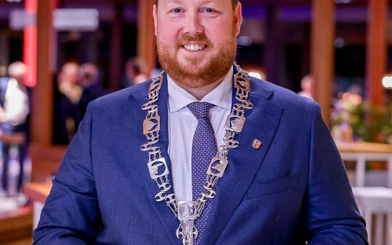 Burgemeester Diepemaat portret