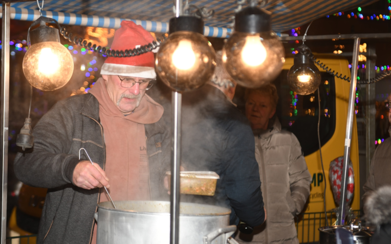 20241216 kerstmarkt vinkenplein 1