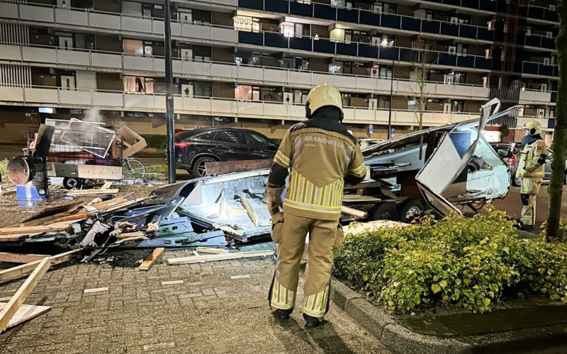 20241222 caravan gesloopt en verbrand in Enschede News United Dennis Bakker